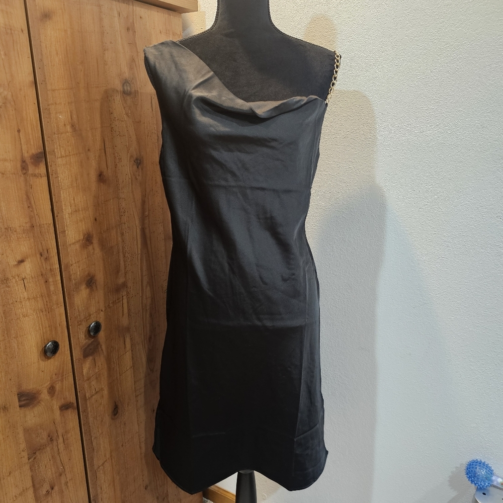 Elegant Black Dress